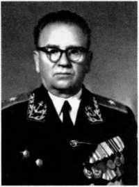 Адмиралы и генералы Военно-морского флота СССР: 1946-1960 _230.jpg