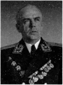 Адмиралы и генералы Военно-морского флота СССР: 1946-1960 _233.jpg