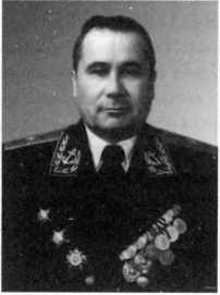 Адмиралы и генералы Военно-морского флота СССР: 1946-1960 _238.jpg