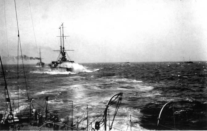 Эскадренный броненосец “Ростислав”. (1893-1920 гг.) pic_54.jpg