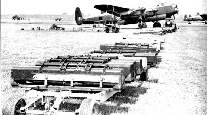 Avro Lancaster pic_30.jpg