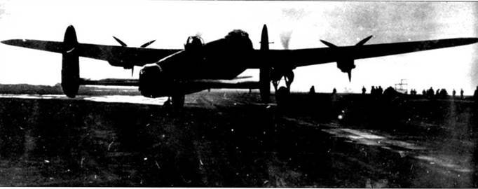 Avro Lancaster pic_37.jpg