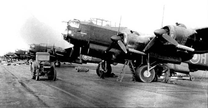 Avro Lancaster pic_50.jpg