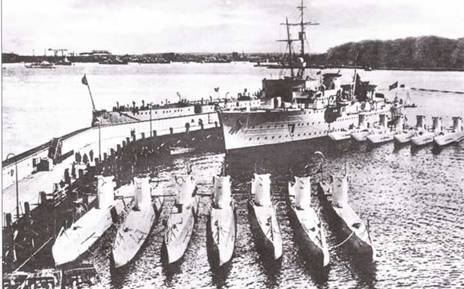 Германские субмарины Тип II крупным планом pic_38.jpg