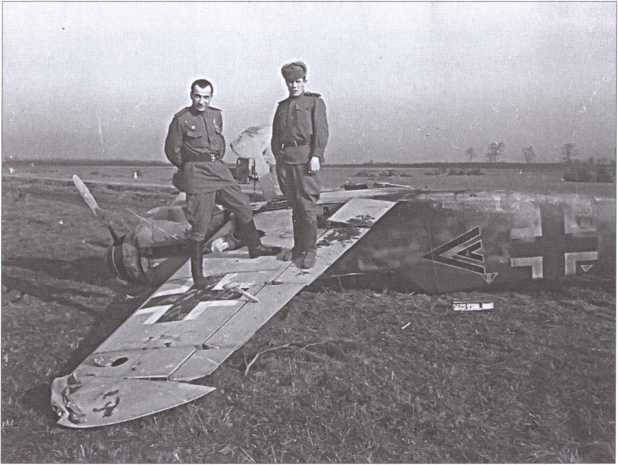 Крым 1944. Весна освобождения i_032.jpg