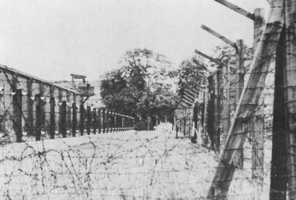 Шпандау: Тайный дневник i_033.jpg