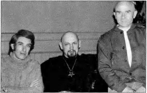 Тайная жизнь сатаниста i_023.jpg