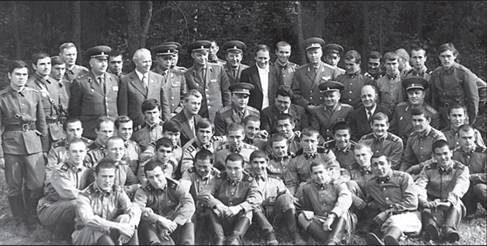 Главный конструктор В.Н. Венедиктов. Жизнь, отданная танкам pic_116.jpg