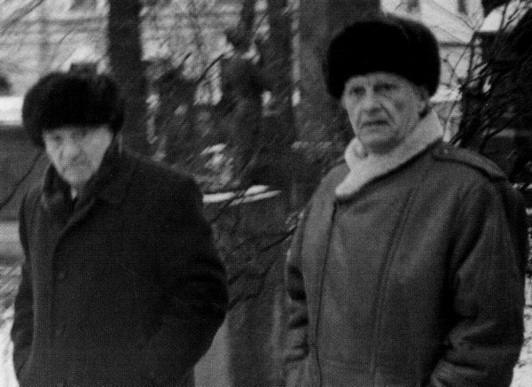 Без выбора: Автобиографическое повествование (с илл. и прил.) i_092.jpg