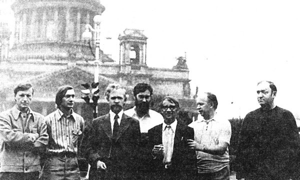 Без выбора: Автобиографическое повествование (с илл. и прил.) i_011.jpg
