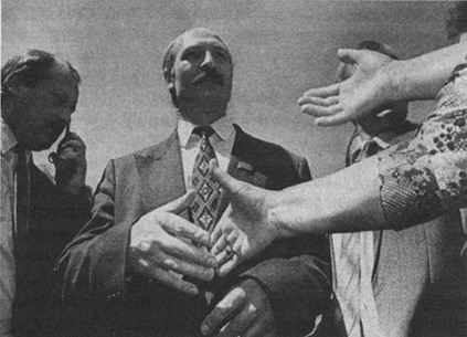 Лукашенко. Политическая биография _2004.jpg