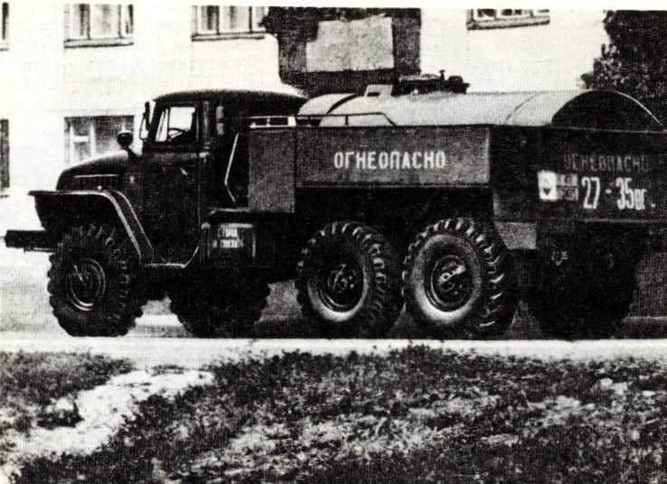 Автомобили-солдаты pic_100.jpg
