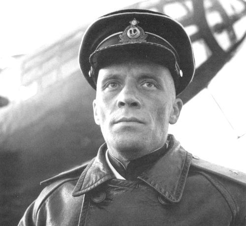 Что сказал табачник с Табачной улицы. Киносценарии i_007.jpg