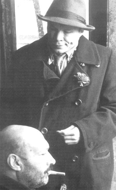 Что сказал табачник с Табачной улицы. Киносценарии i_016.jpg