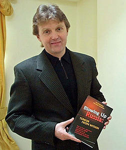 Политический эмигрант (сборник статей и интервью) _10.jpg