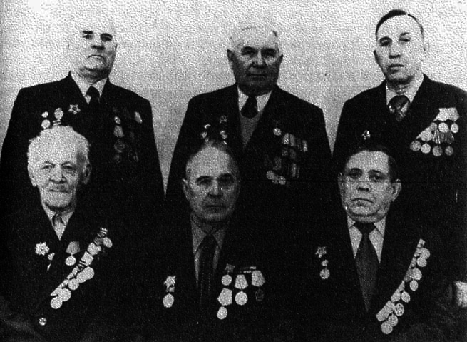 Бронепоезда в Великой Отечественной войне 1941–1945 i_013.png