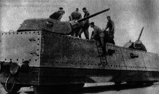 Бронепоезда в Великой Отечественной войне 1941–1945 i_019.png