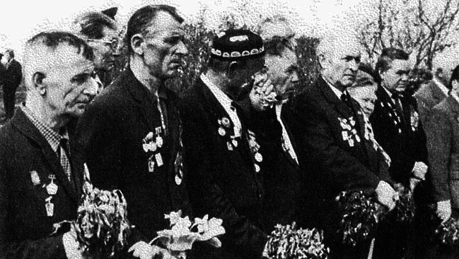 Бронепоезда в Великой Отечественной войне 1941–1945 i_060.png
