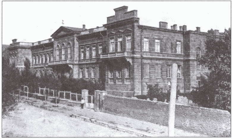 Друзья и враги за Кавказским хребтом i_038.jpg