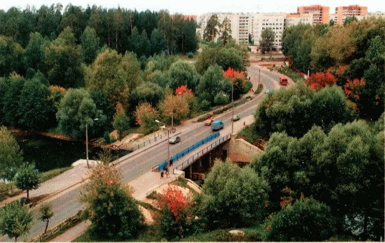 Решающий шаг к миру. Водородная бомба с атомным обжатием РДС-37 i_113.jpg
