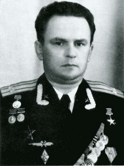 Решающий шаг к миру. Водородная бомба с атомным обжатием РДС-37 i_117.jpg