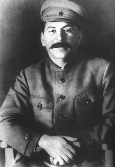 Писатели и советские вожди i_016.jpg