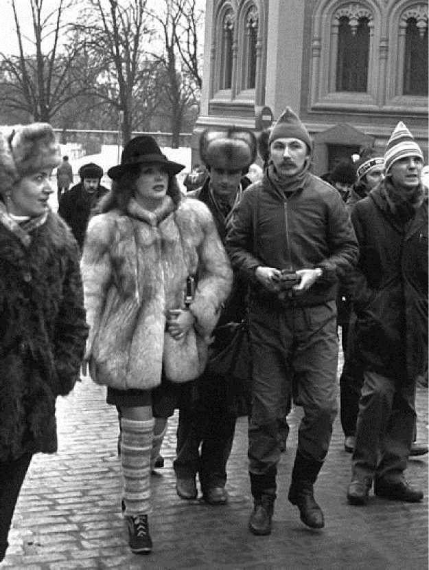 Алла Пугачёва. 50 мужчин Примадонны image24.jpg