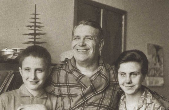 Марк Бернес в воспоминаниях современников i_041.jpg