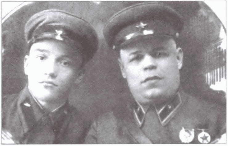 В боях за Поднебесную. Русский след в Китае i_044.jpg