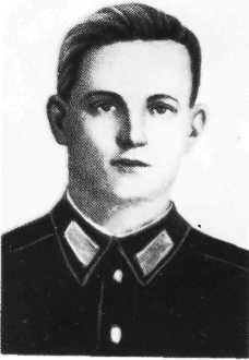 Год 1944-й. Зарницы победного салюта i_026.jpg