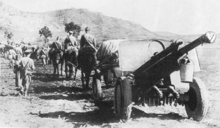 Год 1944-й. Зарницы победного салюта i_069.jpg