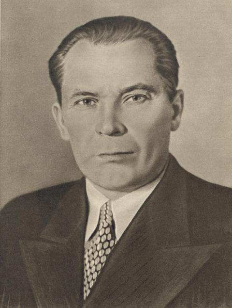 XIX съезд ВКП(б) - КПСС (5 - 14 октября 1952 г.). Документы и материалы i_008.jpg