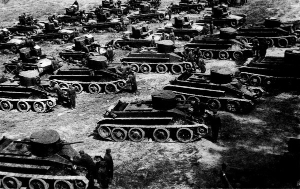 Лёгкие танки БТ-2 и БТ-5 i_049.jpg