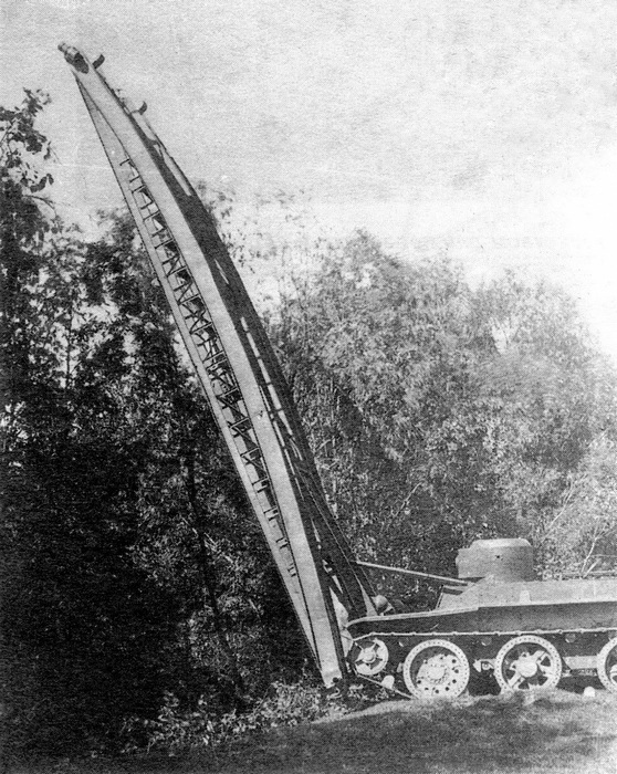 Лёгкие танки БТ-2 и БТ-5 i_041.jpg