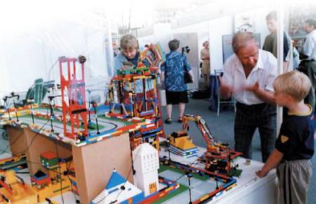 Юный техник, 2004 № 10 _02.jpg