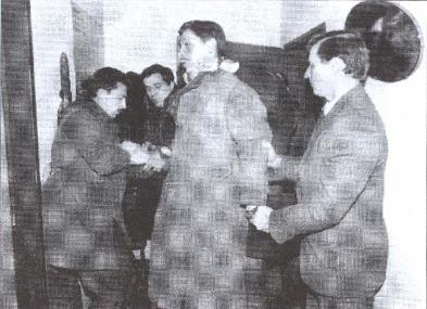 Ставка - измена Родине img5E7B.jpg