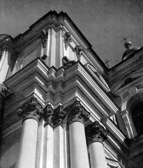 Всеобщая история искусств в шести томах. Том 4 (с илл.) _356.jpg