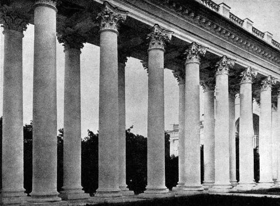 Всеобщая история искусств в шести томах. Том 4 (с илл.) _382.jpg