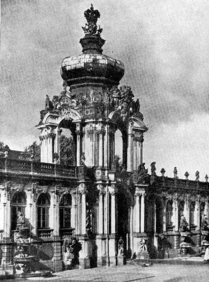 Всеобщая история искусств в шести томах. Том 4 (с илл.) _441.jpg