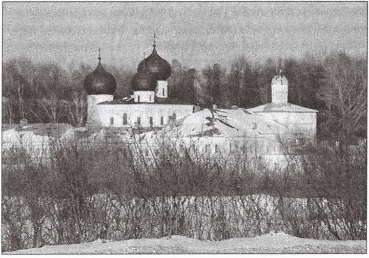 Легенды и загадки земли Новгородской i_068.jpg