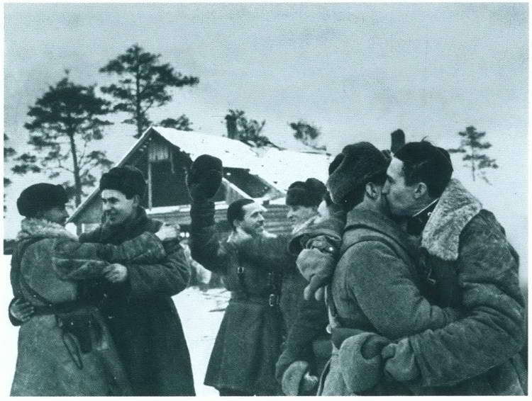 Повседневная жизнь блокадного Ленинграда i_066.jpg