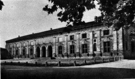 Всеобщая история искусств в шести томах. Том 3 (с илл.) _179.jpg