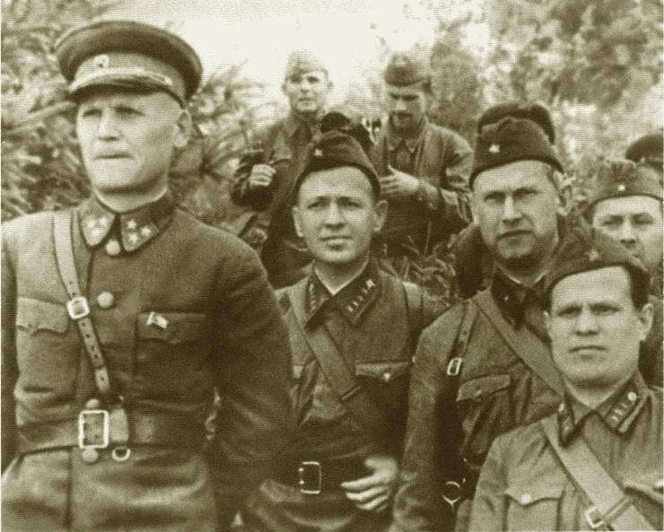 Конев. Солдатский Маршал i_019.jpg