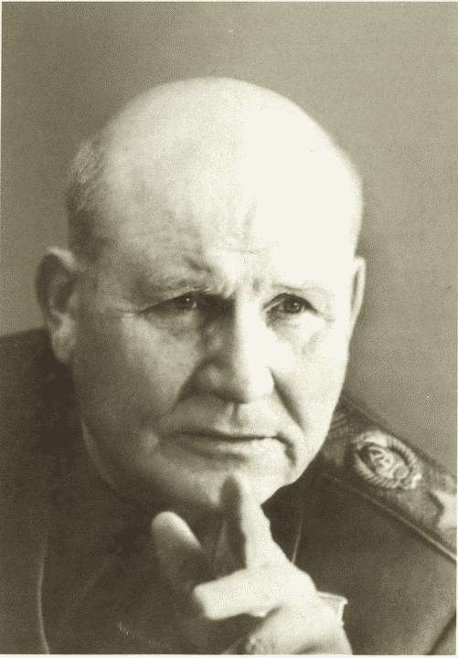 Конев. Солдатский Маршал i_057.jpg