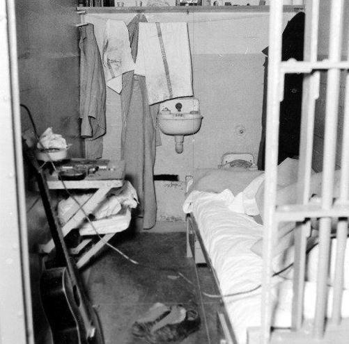 Alcatraz: A Definitive History of the Penitentiary Years  _794.jpg