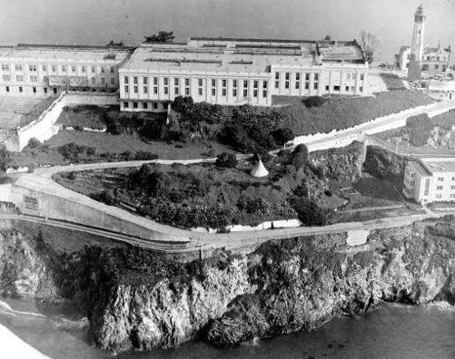 Alcatraz: A Definitive History of the Penitentiary Years  _839.jpg