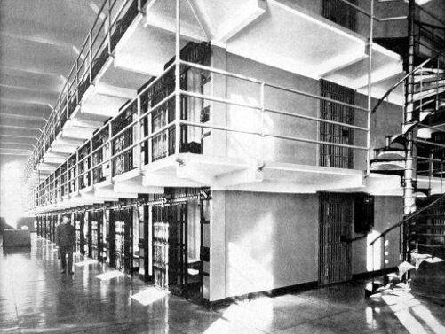 Alcatraz: A Definitive History of the Penitentiary Years  _94.jpg