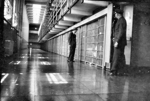 Alcatraz: A Definitive History of the Penitentiary Years  _141.jpg