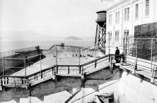 Alcatraz: A Definitive History of the Penitentiary Years  _295.jpg