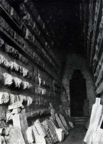 Всеобщая история искусств в шести томах. Том 1 (с илл.) _522.jpg